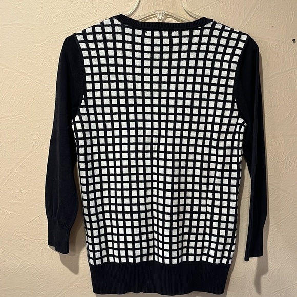 Liz Claiborne black and white check cotton sweater with solid sleeves size M - Picture 4 of 9